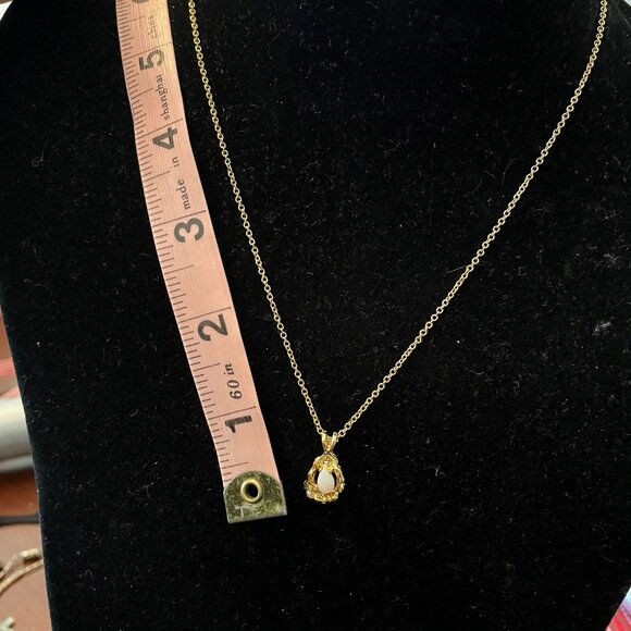 opal necklace - Picture 2 of 3